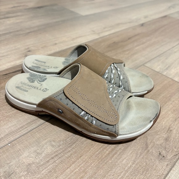 Merrell Shoes - Merrell Lilyfern Sport Slides Sandals Aluminum Brown Leather size 9 women’s